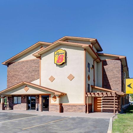Super 8 By Wyndham Roseville/Detroit Area מראה חיצוני תמונה