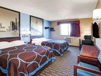 Super 8 By Wyndham Roseville/Detroit Area חדר תמונה